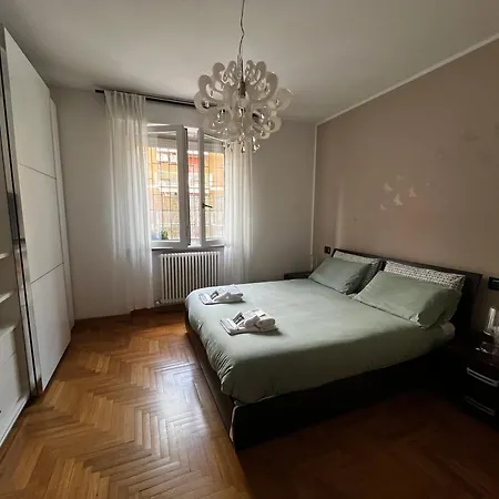 Sky House Apartment *