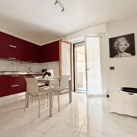 Apartment Sky House *