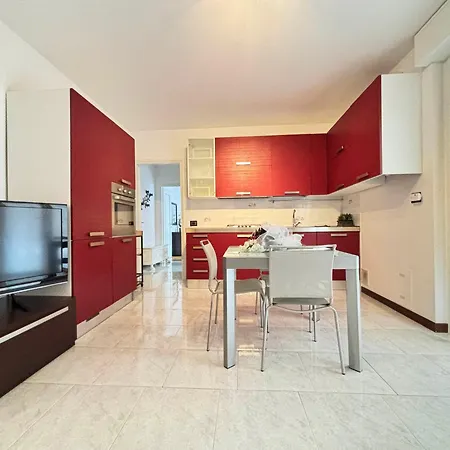 Sky House Apartamento Placência